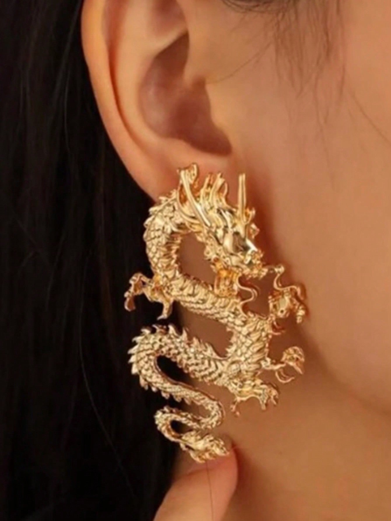 Exquisite Golden Dragon Design Dangle Earrings Retro Chinese Style Alloy Jewelry Delicate Female Ear Ornaments-Gold-1