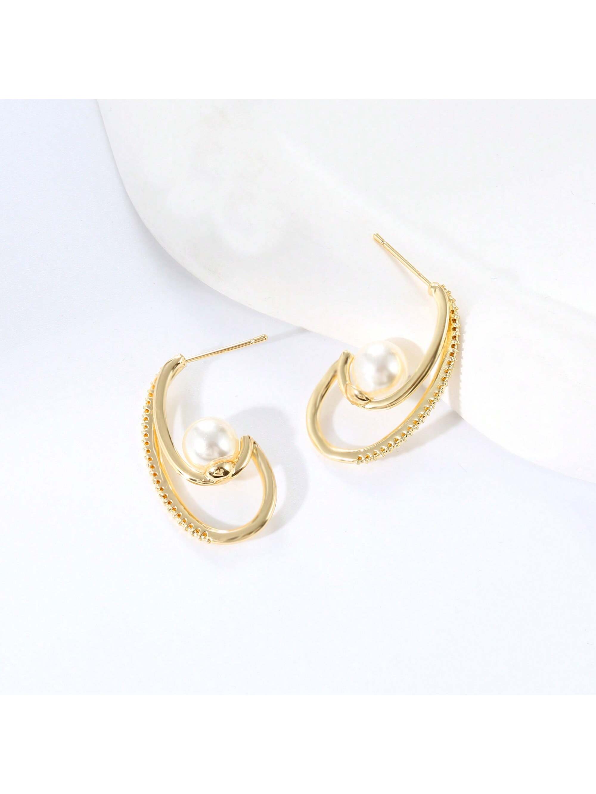 1pair Fashionable Geometric Shape Pearl Stud Earrings With Elegant French Style Pendant, Suitable For Evening Party Jewelry Accessory-Gold-1