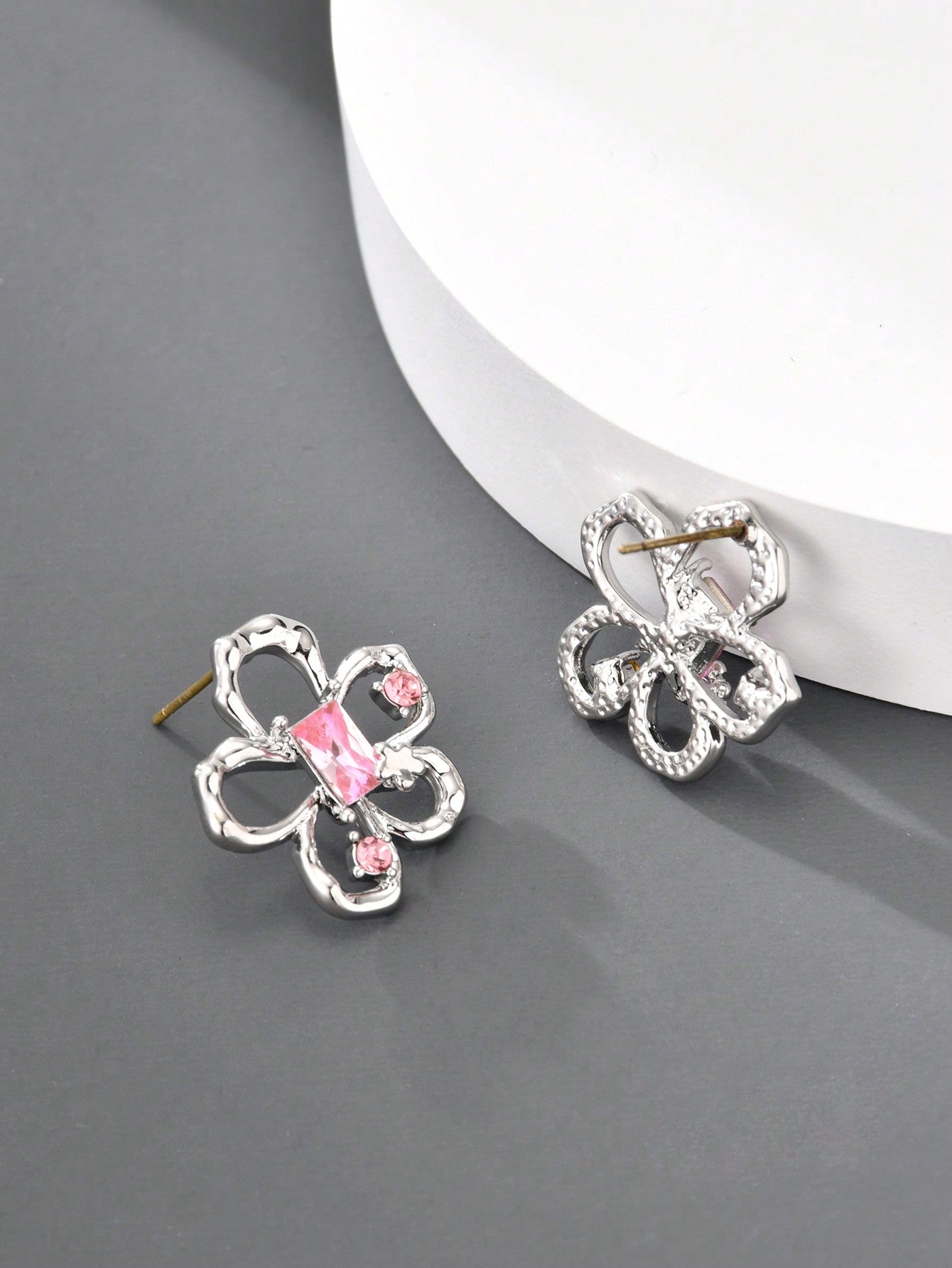 1pair Silver-Color Plum Blossom Shaped Earrings With Pink Cubic Zirconia Stone Inlay For Women-Silver-1