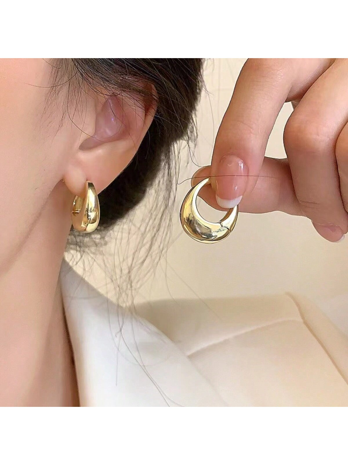 European And American Minimalist Metal Teardrop Earrings. Luxurious And Exquisite With A High Sense Of Uniqueness. Brass Oval Rings With A Geometric Glossy Surface.-Gold-1