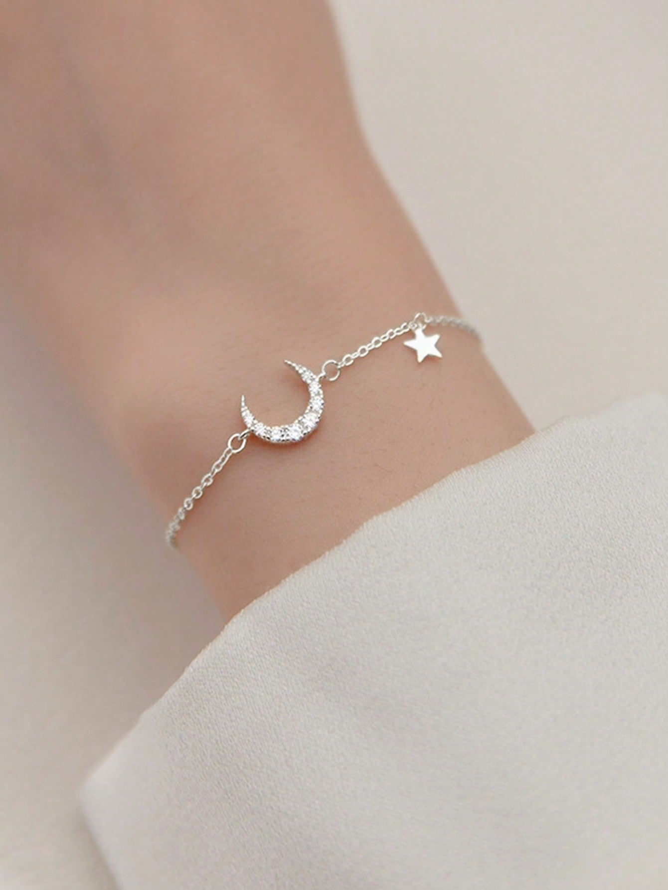 1pc Stylish & Elegant S925 Sterling Silver Cubic Zirconia Star Moon Charm Bracelet, Ideal For Banquet, Party, Wedding, Birthday, Valentine'S Day Women'S Gift--1