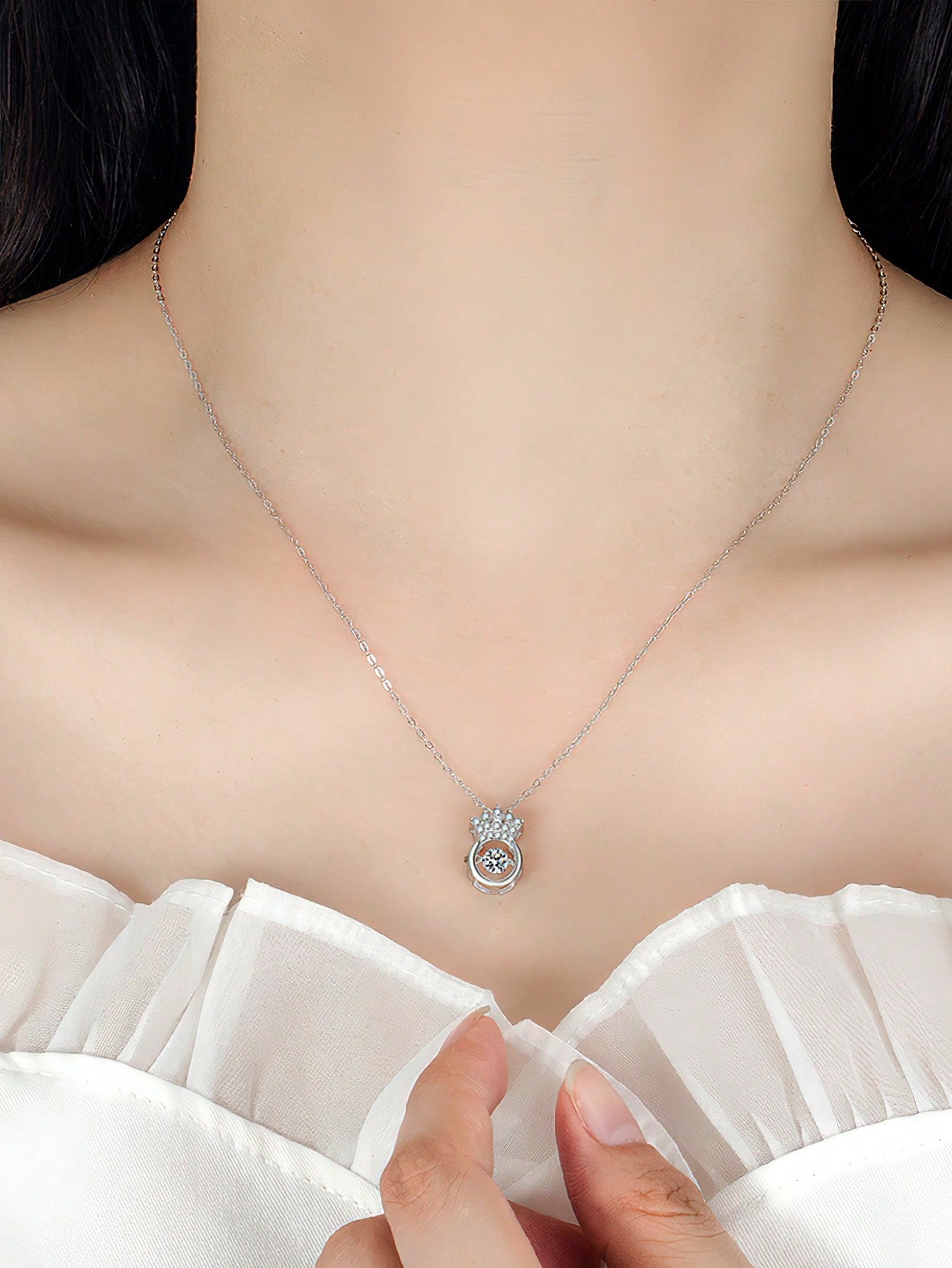 1pc Elegant & Graceful Crown Pendant Collarbone Chain For Women-White-1