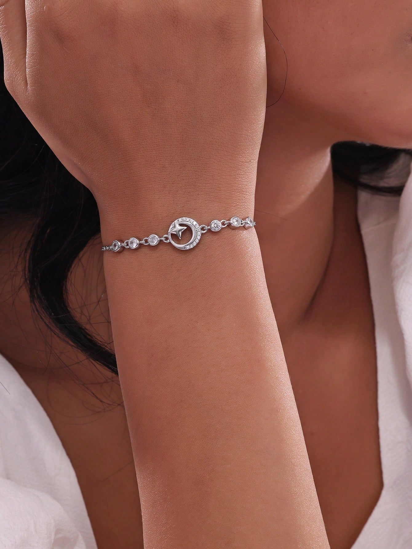 1pc Exquisite 925 Silver Bracelet With Zirconia Insert & Moon & Stars Shape For Daily And Party Wear, Valentine'S Day Birthday Gift-Silver-1