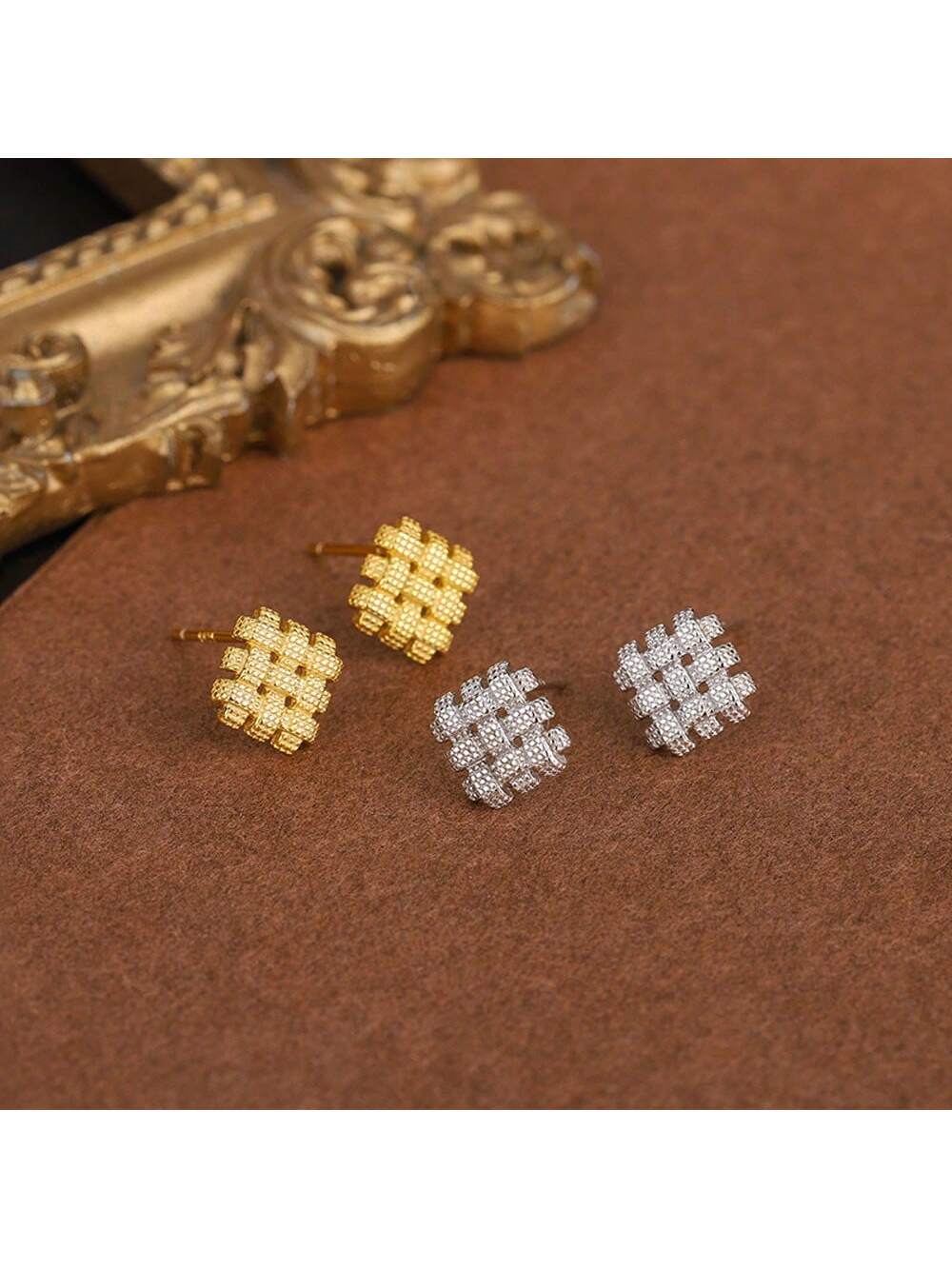 S925 Sterling Silver Square Woven Design Stud Earrings For Women, Fashionable And Elegant Jewelry Accessory-White-1