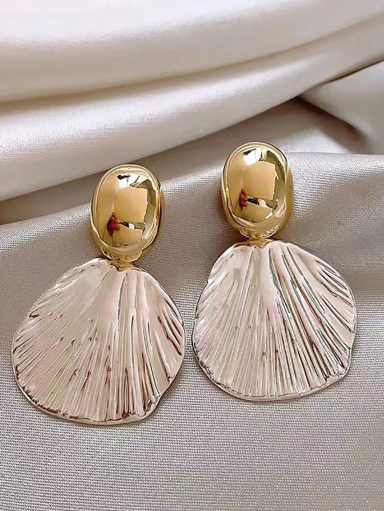 Vintage Hong Kong Style Earrings 2023 New Trend High-End Fashion Elegant Chic Eardrops Light Luxury Statement Jewelry For Women-Gold-1