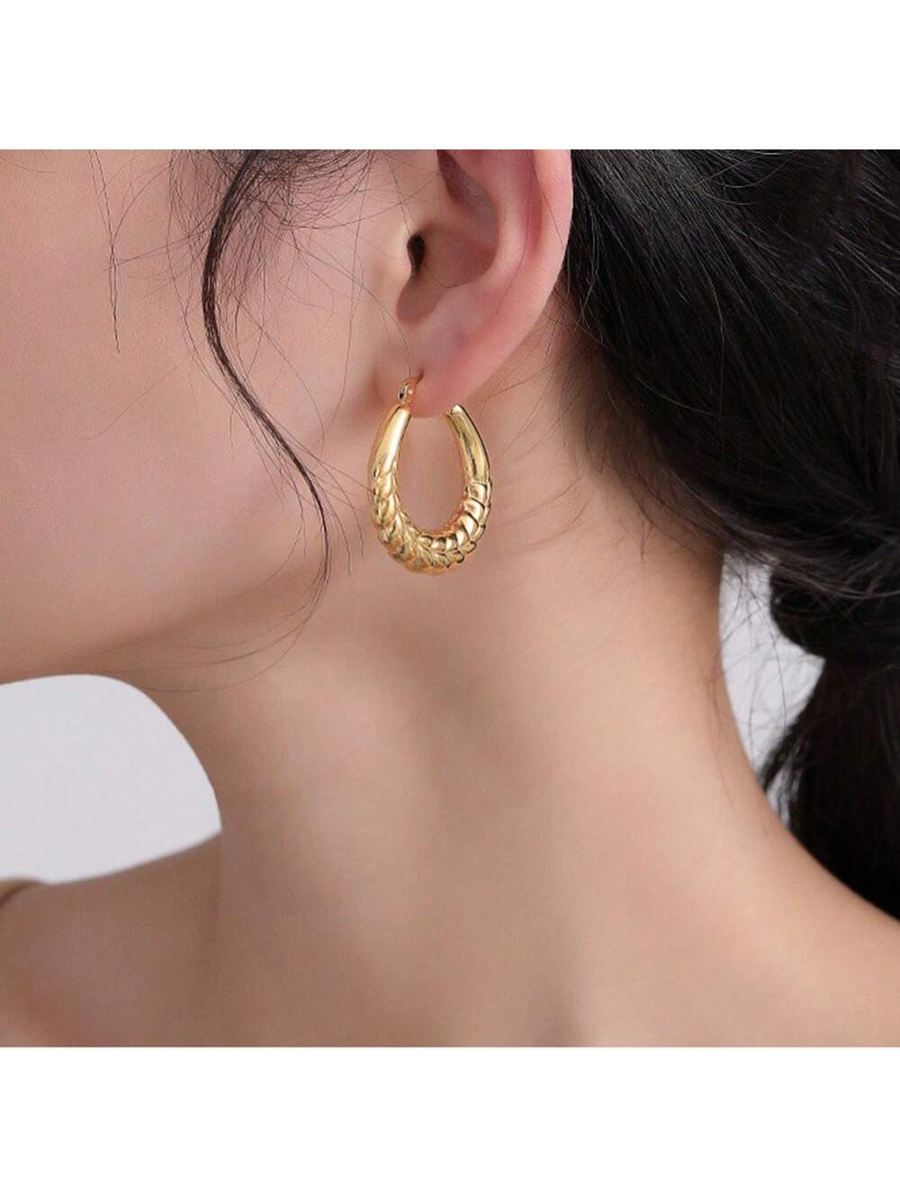 Unique Design High-End Stainless Steel Earrings With Wheat Pattern, Hollow Out Design, 18k Gold Plating, Women's Luxury Circle Shape Earrings Made Of Titanium Steel-Gold-1