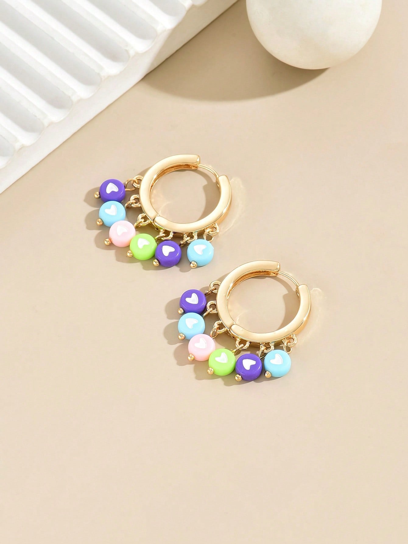 1pair Gold Cute & Playful Circle Shaped Earrings, Advanced Minimalist Sweet Elegant Fashionable Vintage Personalized Exaggerated Ear Studs Suitable For Daily Commuting, Friend Gathering, Date, Travel, Valentine's Day, Women's Metallic Earrings--1