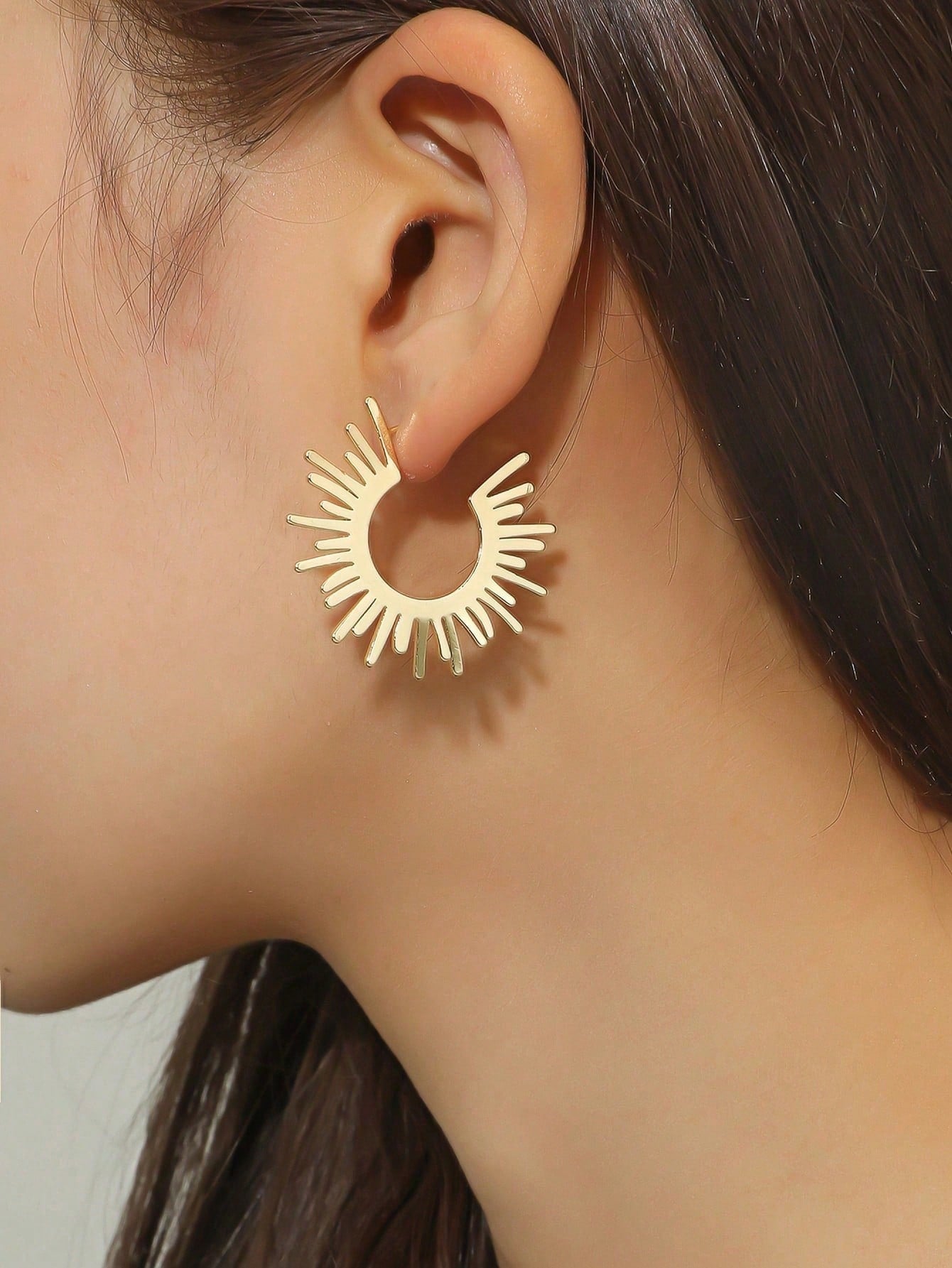 1pair Personality Alloy Sunflower Stud Earrings For Women, Versatile Style-Gold-1