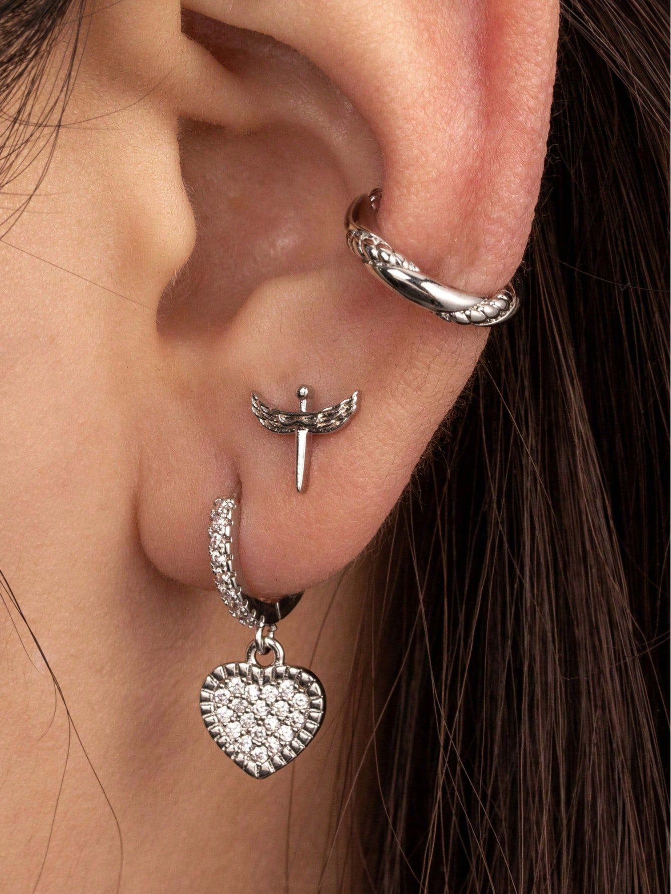 1pc Trendy Stainless Steel Heart Shaped Earring With Micro-Inlaid Rhinestone, Twisted Ear Clip, Wing-Shaped Cartilage Piercing Stud-Silver-1