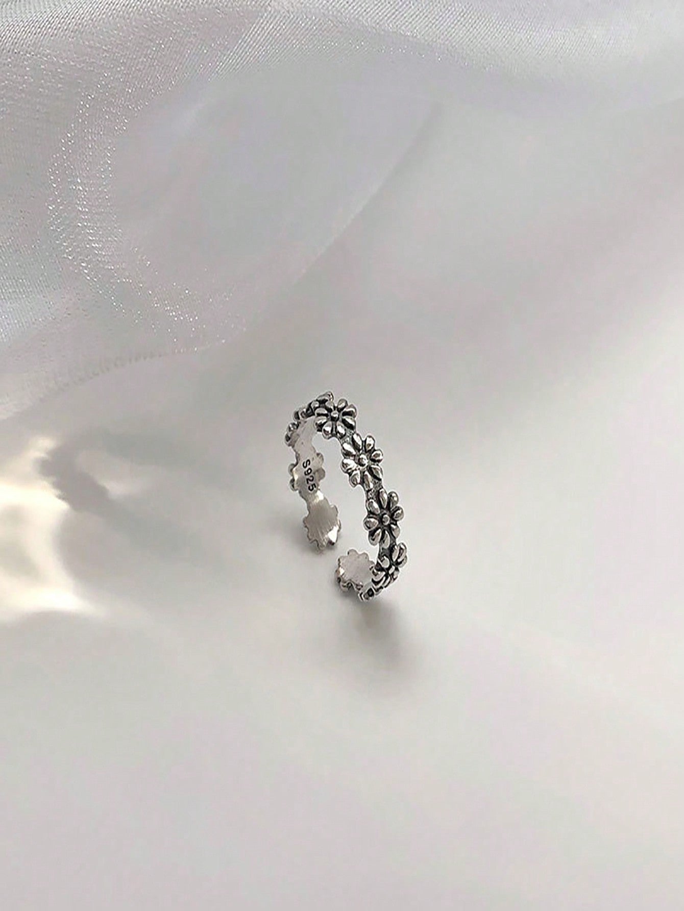 Vintage Distressed Floral Connect Ring, Silver S925, Hong Kong Style, Adjustable Open Ring For Women-Silver-1