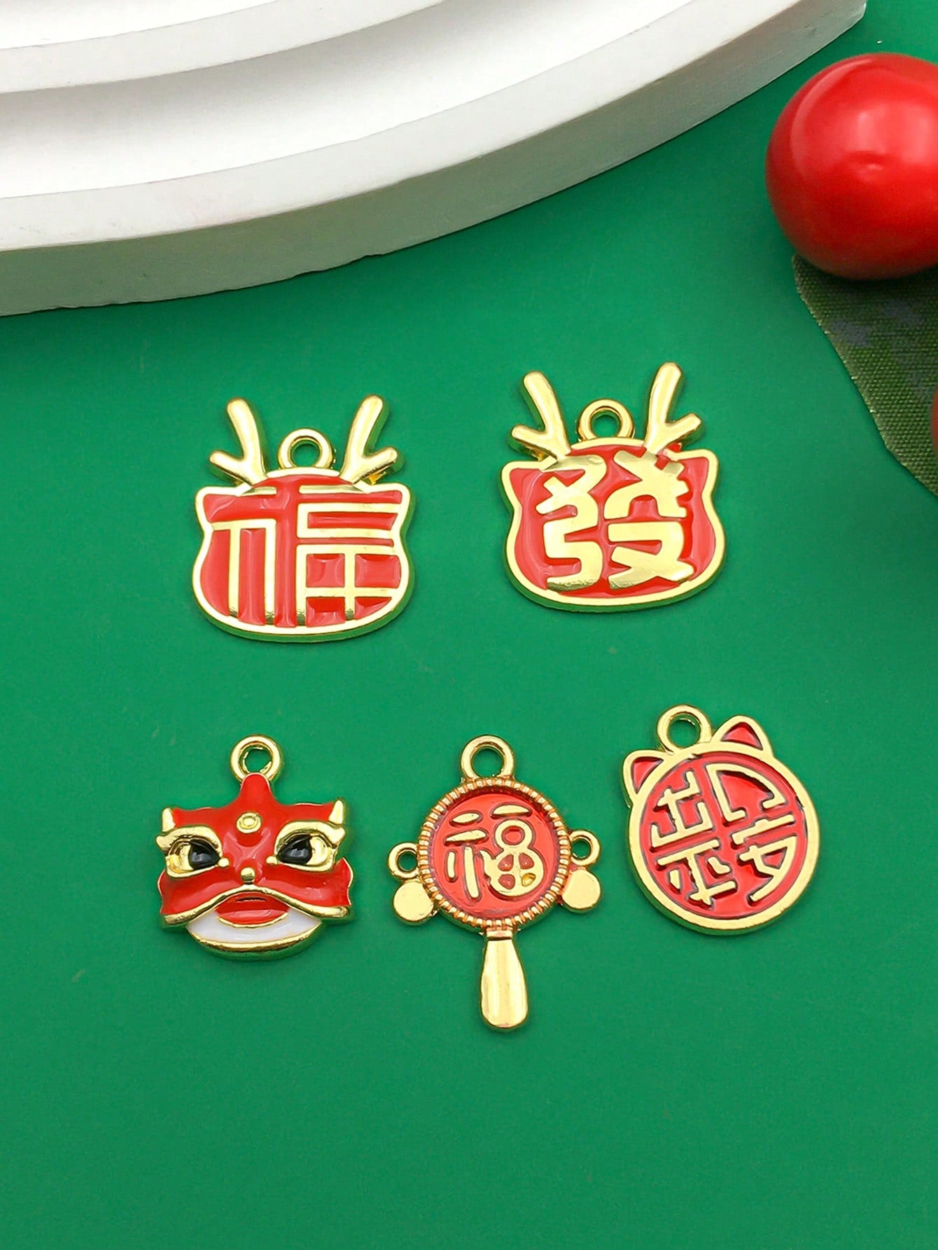 5pcs Red Enamel Chinese Style Year Of The Dragon Lucky Charm Pendant For Bracelet Necklace Earrings Jewelry Making Accessories New Year Blessing Jewelry Decoration-Red-1