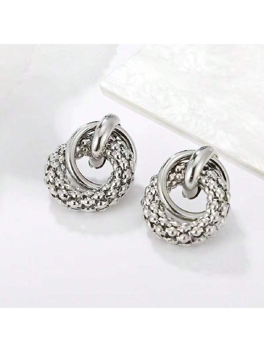 Metal Twisted Beach Holiday Style Geometric Gift Earrings--1