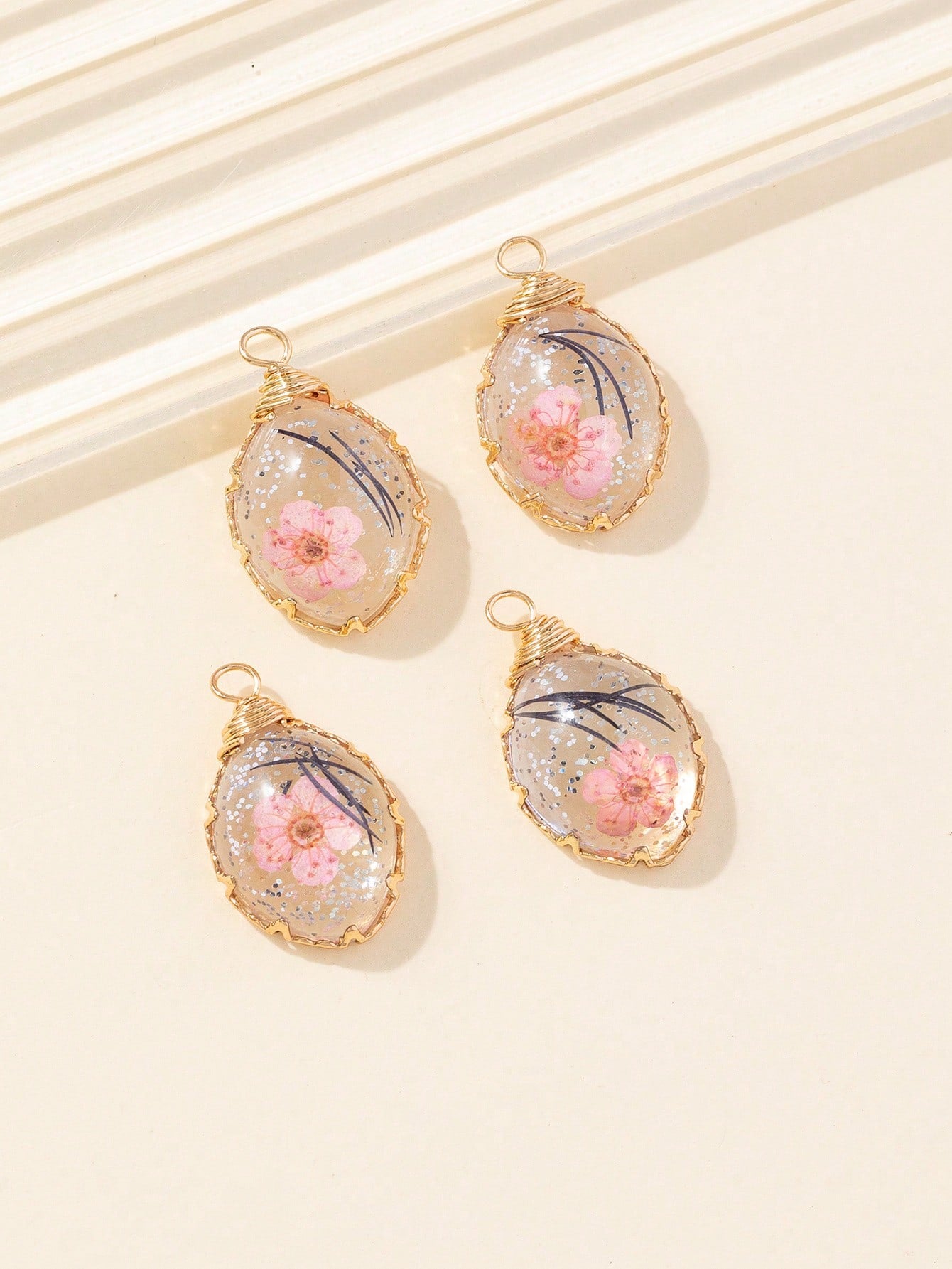 4pcs/Set Ellipse Shape Resin Dry Flowers, Pink & Copper Lace Border, Copper Wire Wrapped Jewelry Making Material, For Ladies' Earrings, Necklace, Clothing Diy Decoration, Fashionable & Niche Pendant-Pink-1