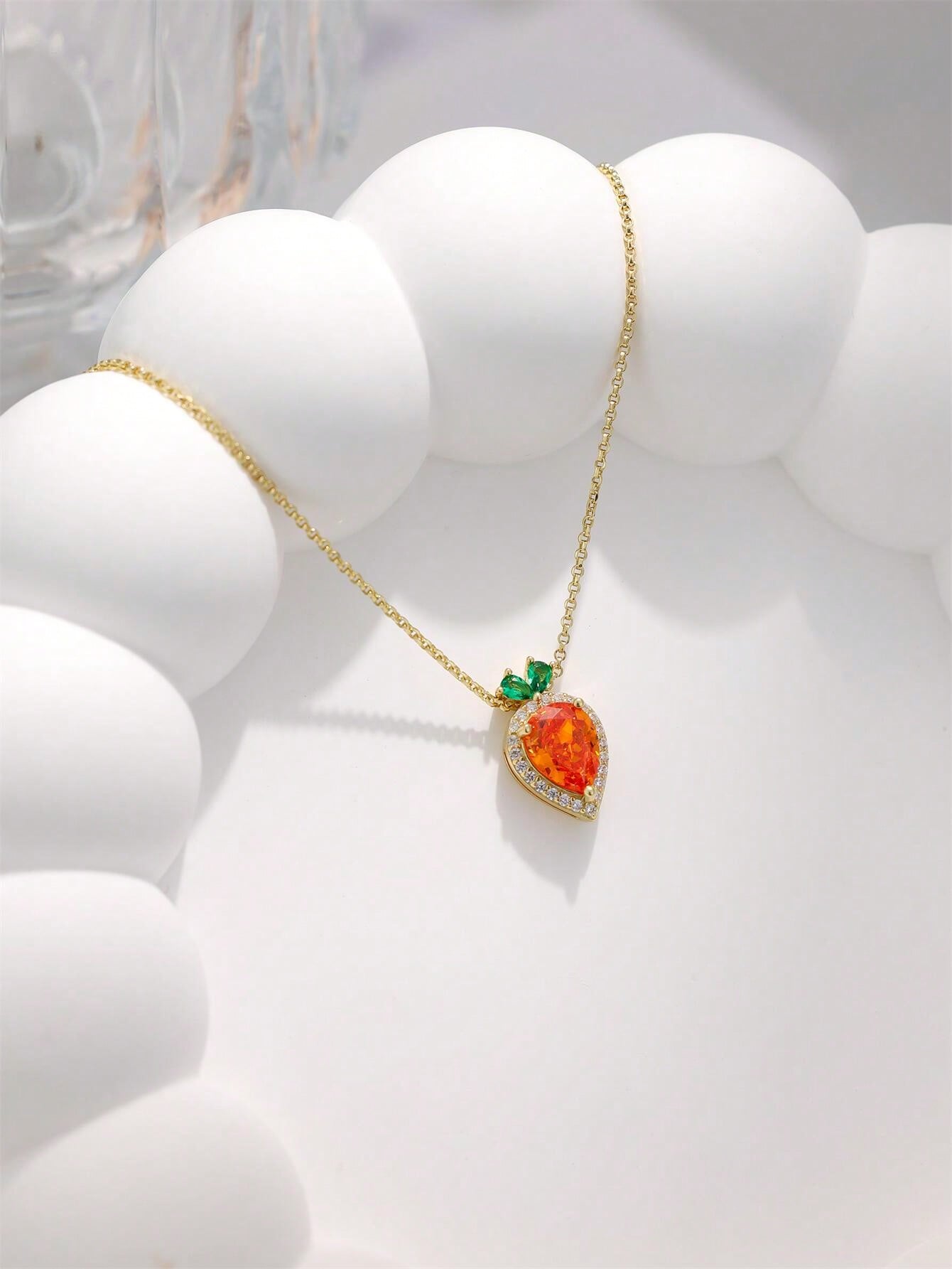 1 Piece S925 Sterling Silver Plated 14k Golden Inlaid With Orange Shiny  Cute Carrot Shape Pendant Necklace For Women Wedding Party Jewelry Gifts-Yellow Gold-1