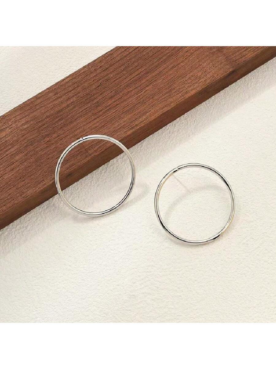 Minimalist & Elegant Circular Hoop Earrings With Unique Design-Silver-1