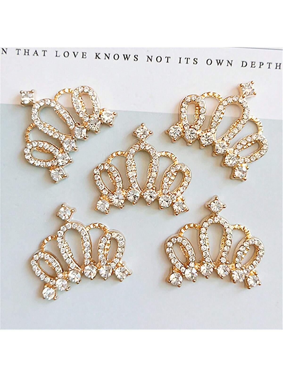 10Pcs Crystal Rhinestone Crown Embellishments Flatback Crystal Accessory Rhinestone Decor Crown Design Charms DIY Crafts Jewelry Making Craft Accessories DIY Handmade Party Embellishments Phone Back Shell Wedding Decoration And Present Decoration-10pcs Gold-1