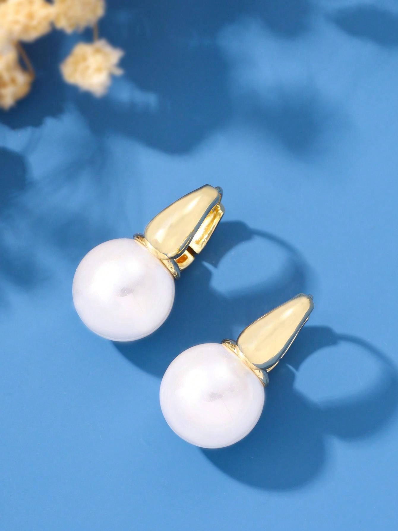 Youhan▕ 1pair Fashionable Pearl Stud Earrings, Vintage Style, Great Gift For Dates And Birthdays-White-1